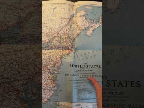 Unfolding a Giant Map – Pure Paper Sounds
