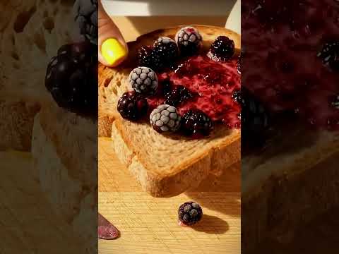 How to Make the *Best* Berry Toast