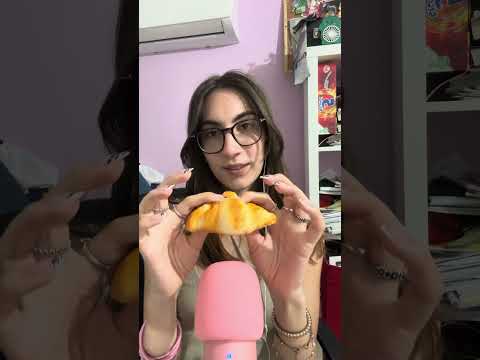 Real or fake 🥐 #asmr #relax #realofake #squishy