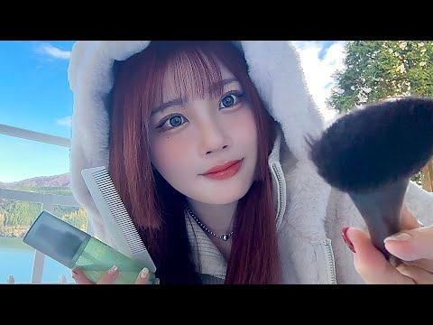 湖のほとりでASMR😴🏞️(タッピング,水の音,ヘアブラシの音,ハンドサウンド,ビジュアルトリガー,囁き声,オノマトペ,湖の環境音,Lo-Fi,Public)