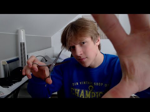 1 MINUTE Barbershop ASMR - OliverWhispersASMR