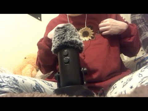 ASMR | Mic Brushing & Mouth Sounds