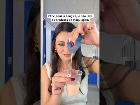 POV: aquela amiga que não lava os produtos de maquiagem #asmr #asmrsounds #humor #comedia