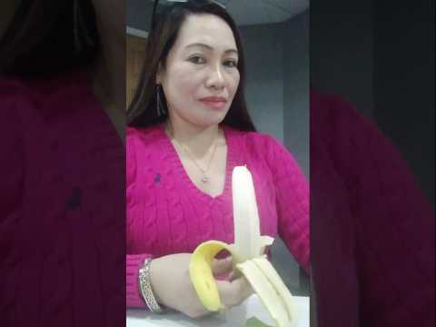EATING BANANA WITH KETCHUP #shortsfeed #food #mukbang #everyone #foodie #foodblogger #viral #tiktok