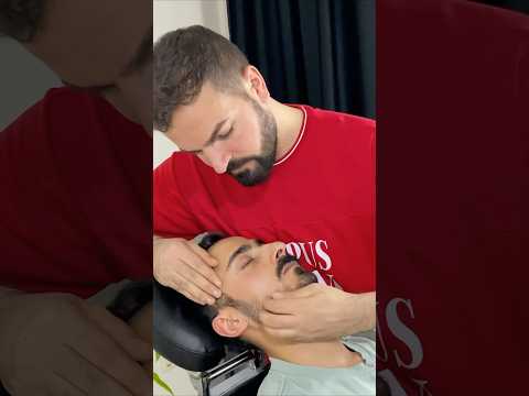 #asmr #asmrmassage #asmrchairmassage