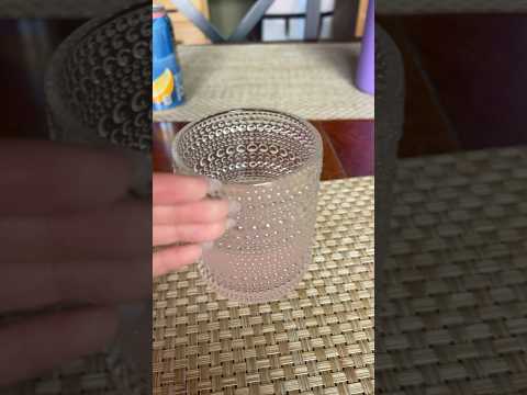ASMR Textured glass tapping and scratching #asmr #visualtingle #asmrsounds #relax #asmrtapping