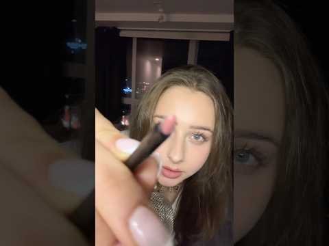 ASMR LIPLINER #asmr #visualtingle #mouthsounds