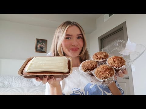ASMR | eating trader joes pumpkin things *mouth sounds*