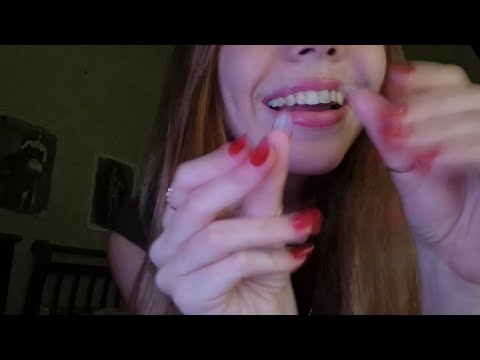 ASMR caseirinho - sons de boca, pincel na tela & tapping 