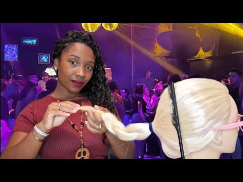 ASMR / AMIGA FAZ PENTEADO NO SEU CABELO NA BALADA NOTURNA (Roleplay, com sussurros)
