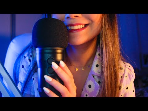 asmr somente SUSSURROS pra te relaxar | camera touching, sons de boca e contagem regressiva