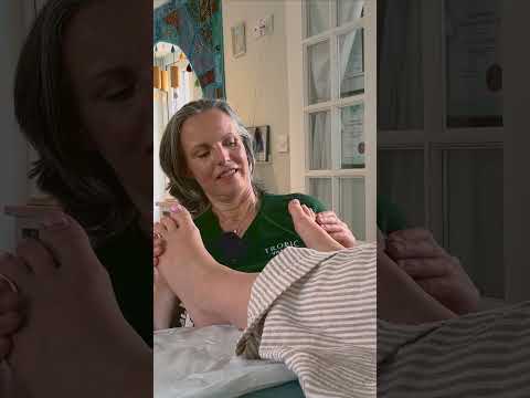 Poppy's Extra Relaxing Foot Reflexology Assessment | Unintentional ASMR Real Person