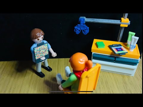 ASMR: A Visit to the Opticians using Playmobil
