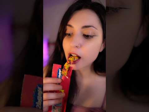 Probando chuches🍬  #asmr #asmrvideo #asmrsounds #relax #mukbang #candy #shorts #taste