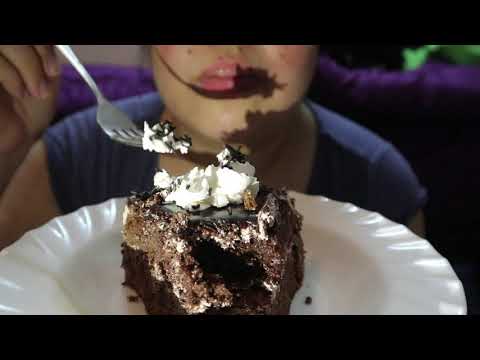 ASMR EATING BLACK FOREST CAKE 케이크 무크뱅