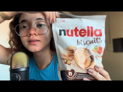 ASMR - Provando doces da Alemanha enquanto você relaxa! Bora dormir!? 💤 (Carolina Ramos) 🍬🇩🇪