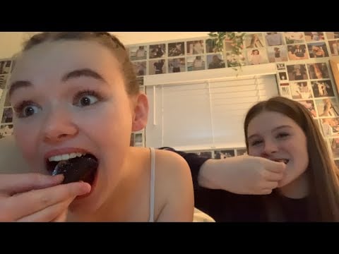 Crumbl cookie review - Valentine’s Day edition