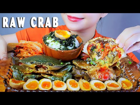 RAW CRAB IN SOY SAUCE EATING SOUNDS THAT WILL BLOW YOUR MIND | LINH-ASMR