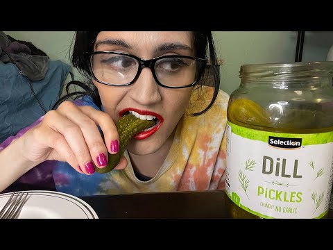 ASMR ~  EATING PICKLES (CRUNCHY EATING SOUNDS) Crunchy Food * 🥒 Jessica asmr whispers