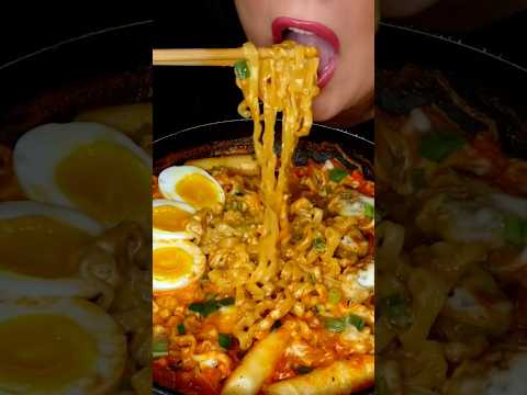 Spicy BULDAK carbonara noodles #asmr #buldak #ramen #food #korean