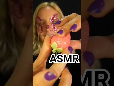 ASMR LABIAL FRESA/FRUTILLA 🍓 #asmr #ASMR #asmrlabial #asmrespañol #asmrrelax  #asmrdormir