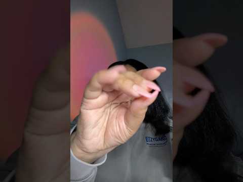 nails 💅🏽 #shortscreator #shorts #asmr #relax #asmrsounds #asmrshorts #trend #sleep #pressonnails