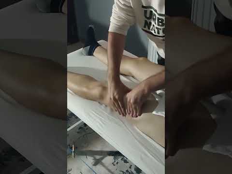 TURKISH MASSAGE THAT REDUCES PAIN IN QUADRICEPS #satisfying #relaxing #asmr #shorts #massage