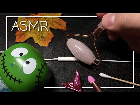 1 Minute low quality ASMR with my earphones! 🎧 (No Talking)