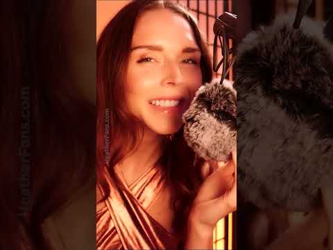 New 30 minute fluffy mic scratching asmr coming this Sunday!!!