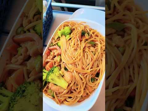 Most Delicious Fly Dubai’s Food Review 😱🇦🇪🇹🇭#trend #shorts #foodreview #dubai #thailand #fly