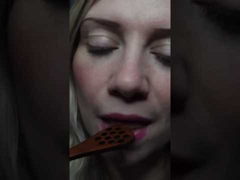 ASMR -Hobey spoon mouth sounds