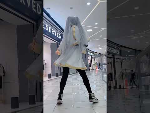 Funny Frieren dance #cosplay #cosplayer #anime #frieren #frierenbeyondjourneysend