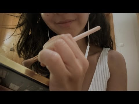 ASMR FR | Ta grande sœur te maquille pour aller à la plage [Tapping, bruits de bouche ...] 💄