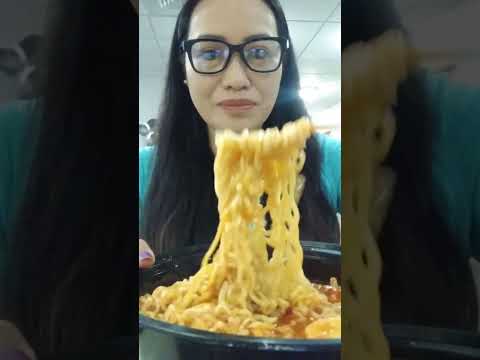 BULDAK RAMEN NOODLES #subscribers #america #challenges #mukbang #asmrvideo #food #ofwusa #shortvideo