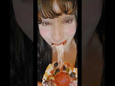 ♥️pepperoni.      pizza