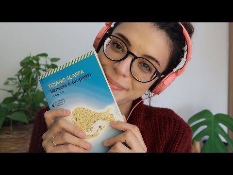 ASMR | Reading in Italian & Chit-Chat