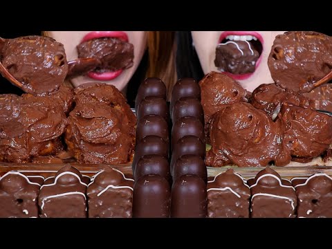 ASMR EATING GIANT CHOCOLATE PROFITEROLES & ICE CREAM SUNDAES 아이스크림 리얼사운드 먹방 アイスクリーム 冰淇淋 Kem cây