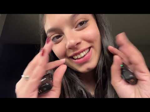 ASMR TE MAQUILLO FAST Y BINAURAL| PERSONAL ATTENTION| SOFIWI