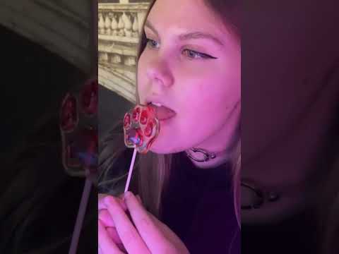 асмр ликинг лапки