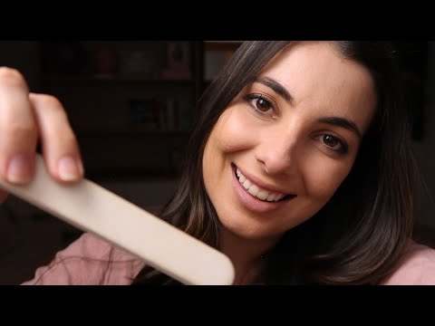 ASMR: MANICURE FOFOQUEIRA E DEBOCHADA