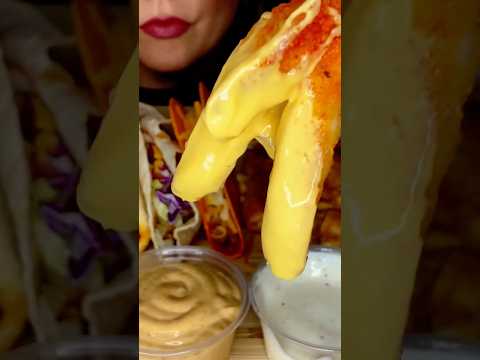 Taco Bell cheesy nacho fries #asmr #fries #nacho #food #mukbang