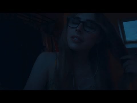 👩🏻‍🦰 ASMR - Hair Brushing & Massaging | DECREASING BRIGHTNESS
