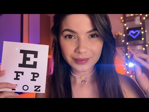 ASMR | EXAME DE VISTA NA OFTALMOLOGISTA - Roleplay 👩‍⚕️👀