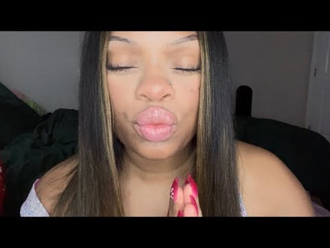 Asmr 💋Tingly Kiss Sounds and Nail Tapping