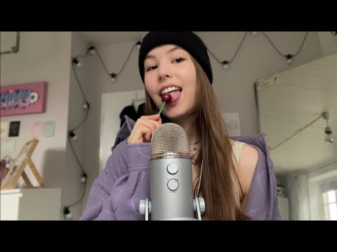 ASMR lollipop mouth sounds 100% sensitivity (kissing sounds, breathing sounds...) | emily asmr