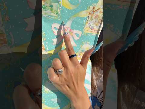 Vintage wrapping paper and XXL nails 🧚🏽 #vintage #bestlifebybrooke #asmrvideo #relaxingvideos