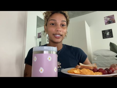 asmr ~ eat with me + chit chat💜