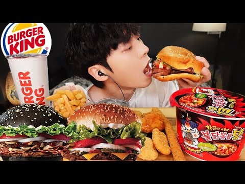ASMR MUKBANG | 치즈 불닭볶음탕면 & 버거킹 양념치킨 햄버거 치즈스틱 치즈볼 먹방 FRIED CHICKEN AND FIRE NOODLES EATING