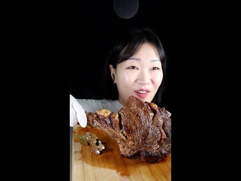 ASMR VERTICAL MUKBANG | Tomahawk Steak and Asparagus | Full Face, No Talking, No Cooking