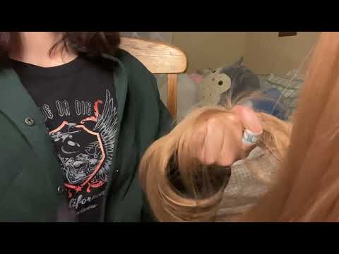 ASMR| Chica de tu Clase Juega Con tu Pelo